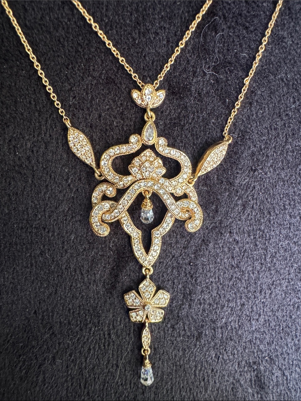 Gold-Tone Ornate Filigree Pendant Layered Necklace